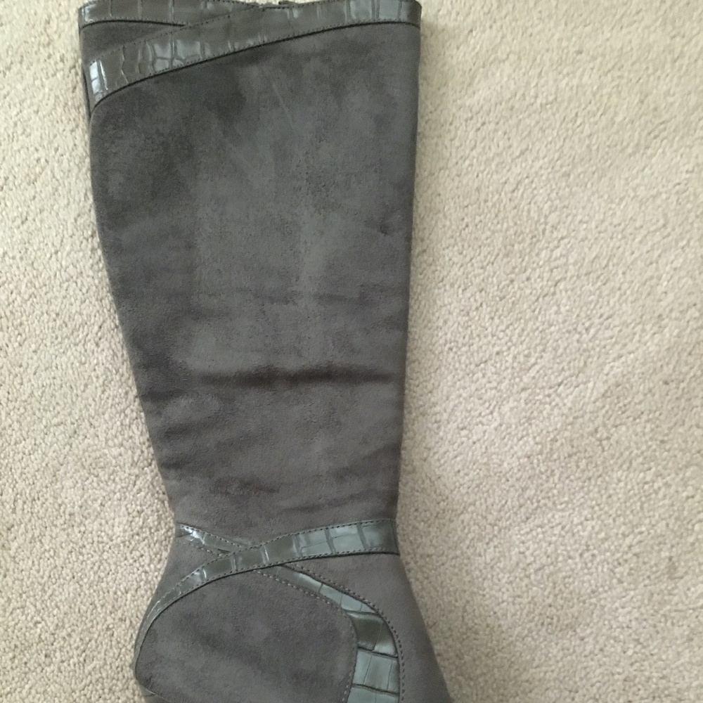 Women’s Boots, Size 7 1/2, Knee Height - Picture 13 of 14